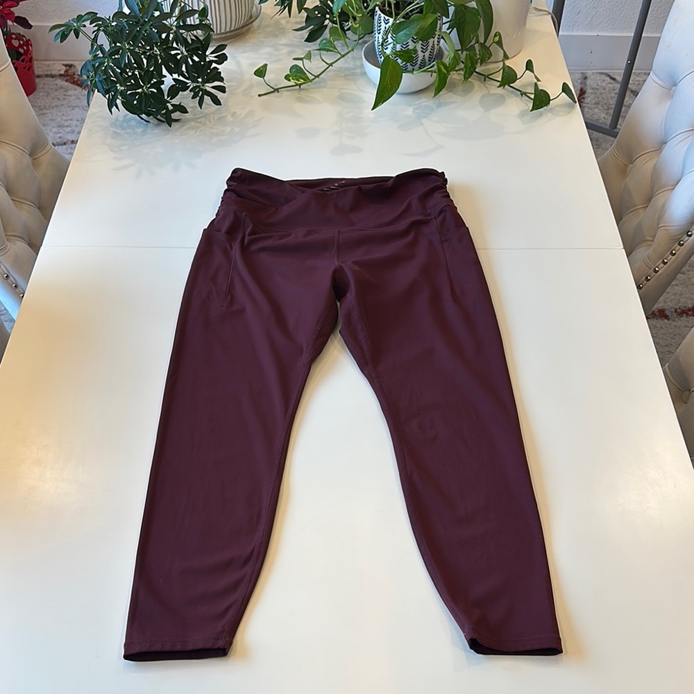 Burgundy Leggings with side pockets - Picture 6 of 9